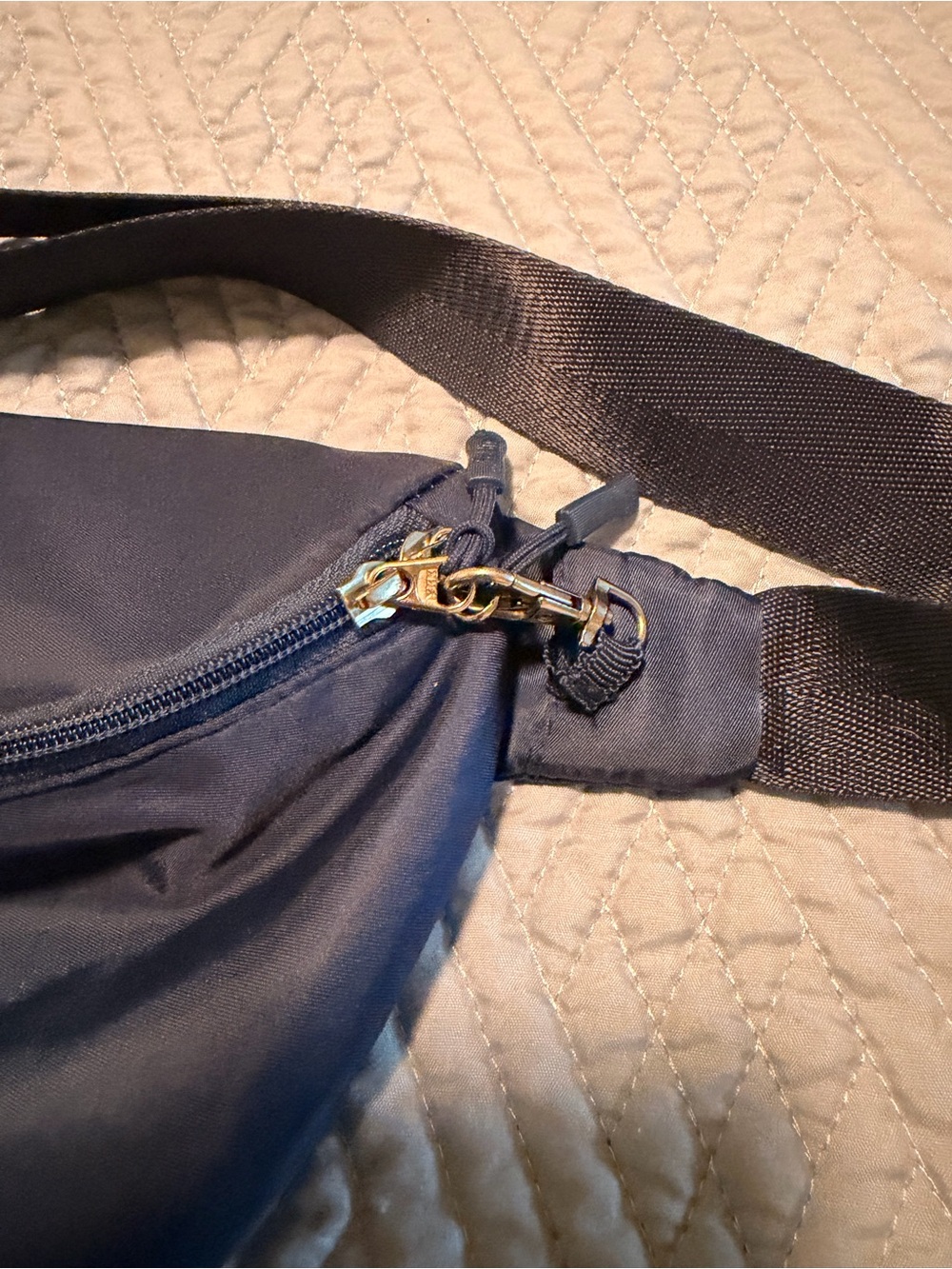 The Foldie Cross Body or Fanny pack Blue like new - Picture 5 of 5